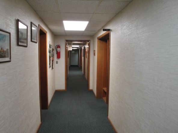 209 S Main St, Almont, MI 48003